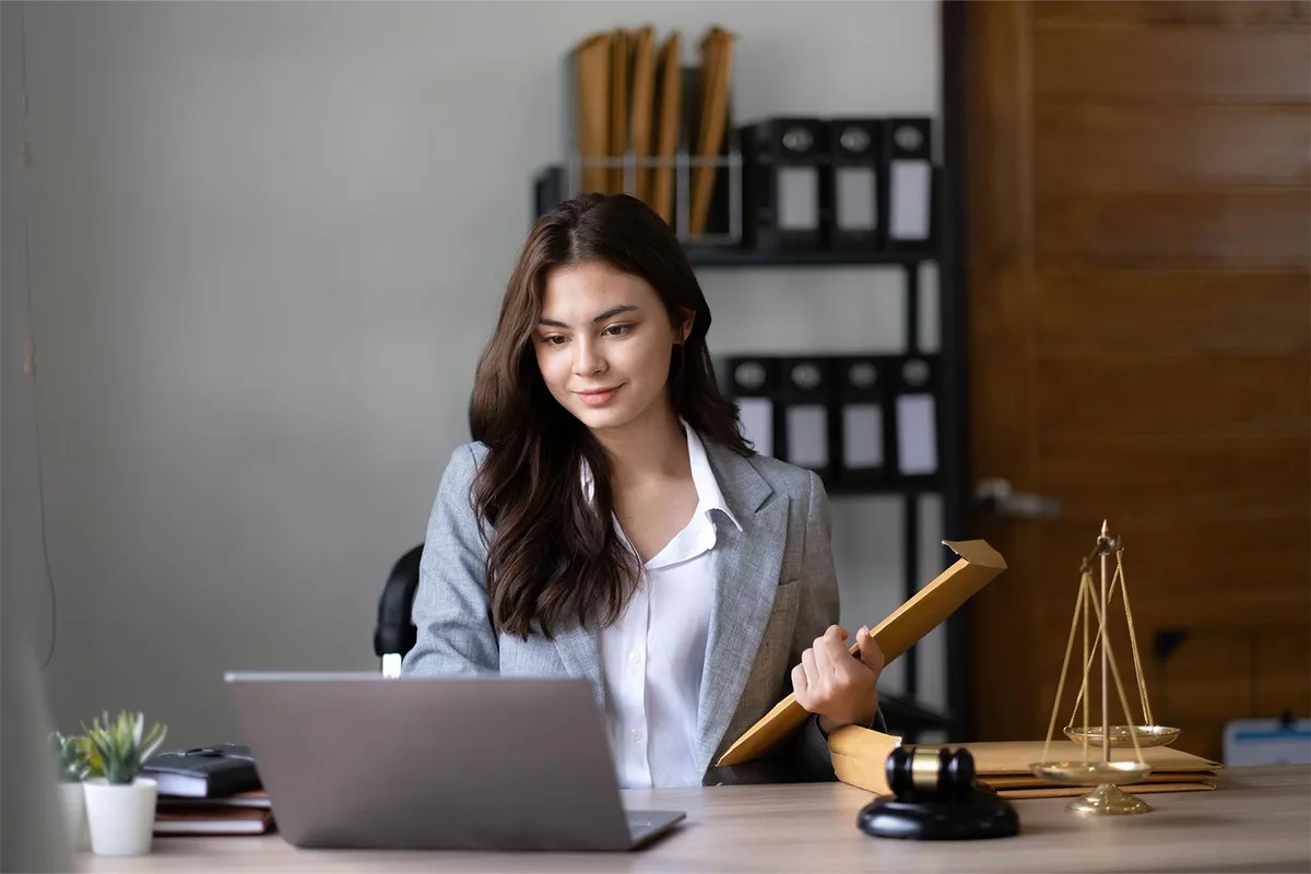 Best Online Law Courses For Students Interested In Legal Careers