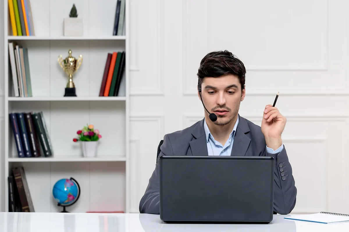 Why An Online BBA Course Is A Smart Choice For Business Students