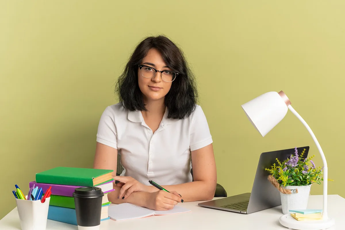 Everything You Need To Know Before Applying For Online College Admission